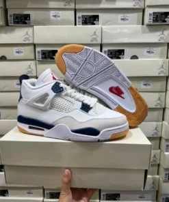 wholesale sneaker pallets​